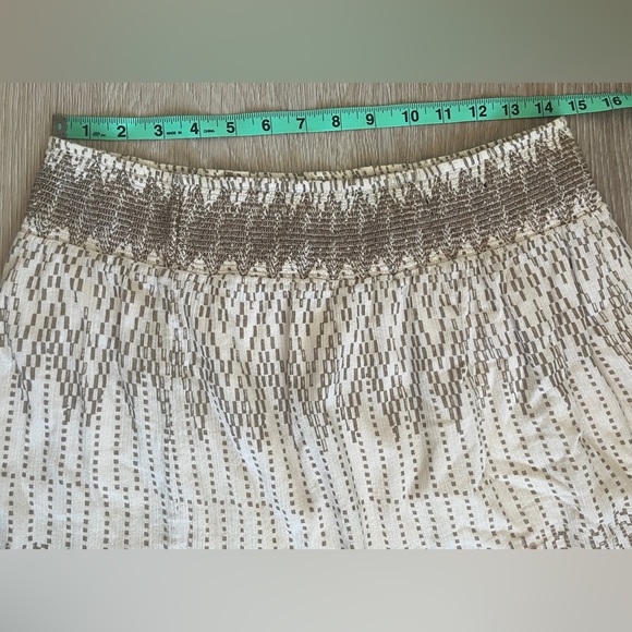 Calvin Klein Eggshell/Tan Geometric Print Lined stretch waist Cotton Mini Sz4 - Picture 6 of 6